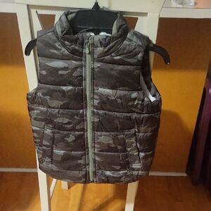 GAP Toddler Vest in Green Camouflage
